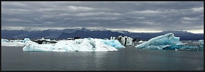 island2003 eisschollen2-fin-wz-r.jpg
